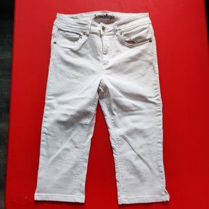 Jeaniologie jean capri pant white women's size 6
